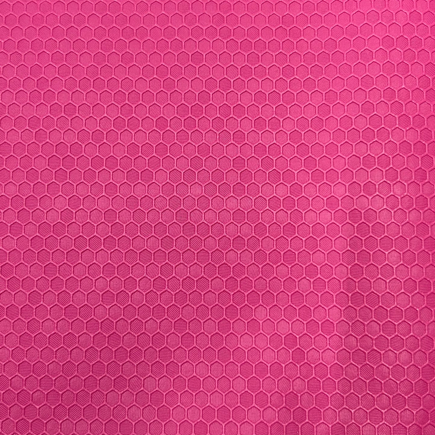 B003-Packaging-leather-honeycomb-pattern